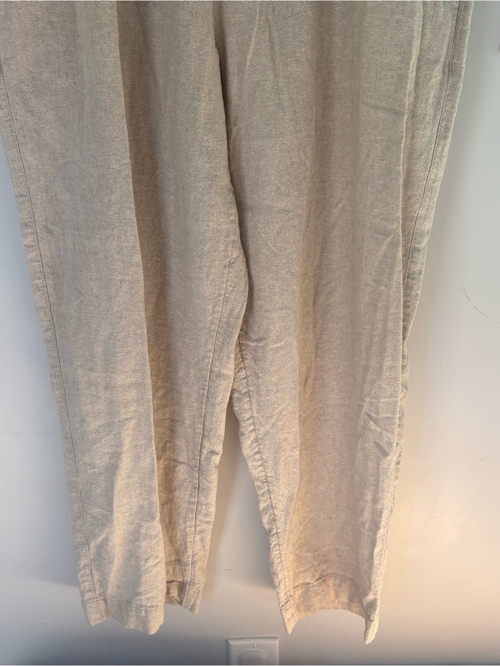 Old Navy Straight Leg Pants in Light Beige Size Large - Picture 3 of 9